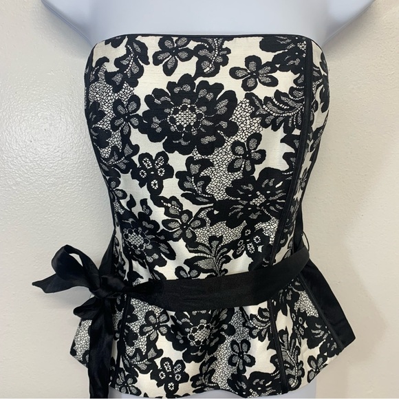White House Black Market Tops - WHBM Strapless Top 4 Black White Floral Belt Coquet Classic Event Date Night